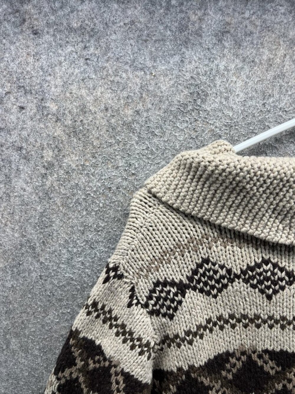 J.Crew Sweater Mens Small Beige Wool Cardigan Shawl Collar Fair Isle Knit Aztec - Picture 11 of 12